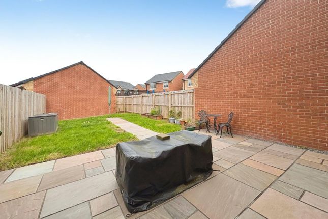 16, Hazel Wood Crescent, Thirsk photo 3
