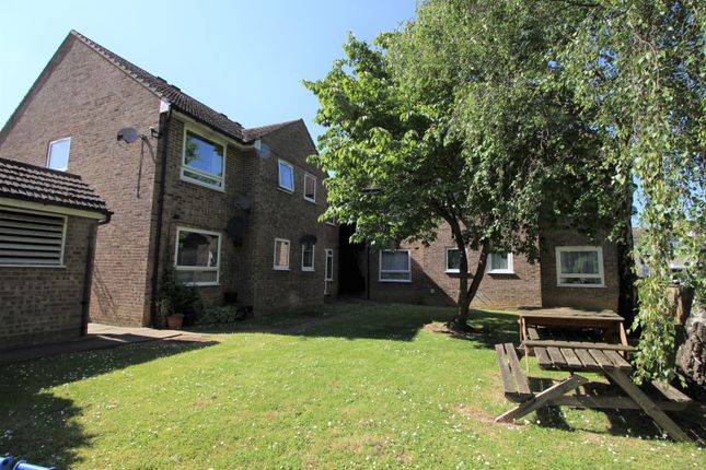 Flat to rent in Mayflower Court, Milwards, Harlow