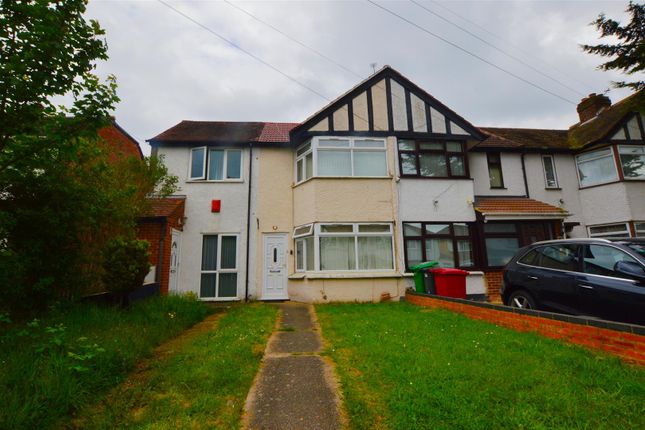 Terraced house for sale in Waterbeach Road, Slough