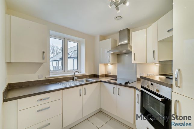 41 Applegate House, Seymour Road, Trowbridge photo 4