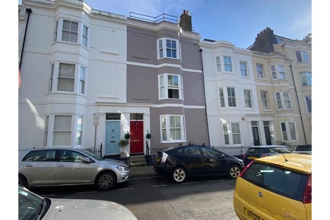 Flat for sale in 46 Devonshire Place, Brighton