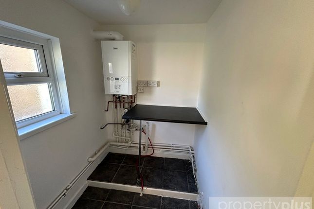 63, High Street, Rhondda Cynon Taff photo 4