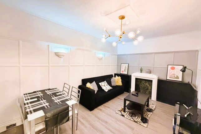 11 Hinde House, 13 Hinde Street, London photo 2
