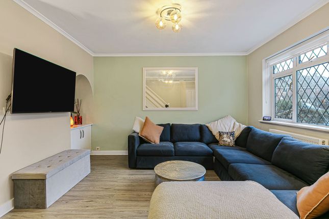 32 Crewes Lane, Warlingham photo 4