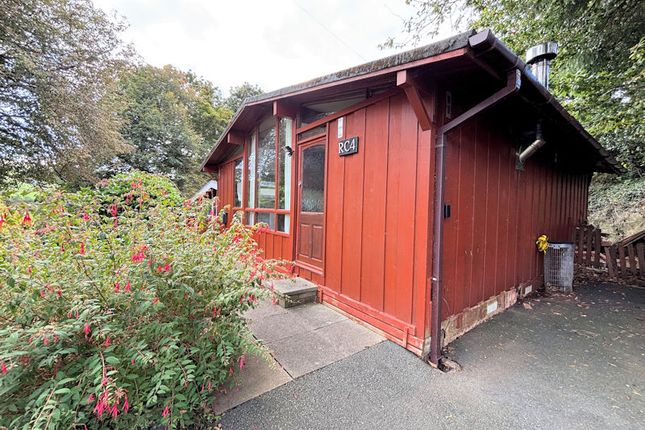 Chalet RC4, Woodlands Holiday Park, Bryncrug photo 3