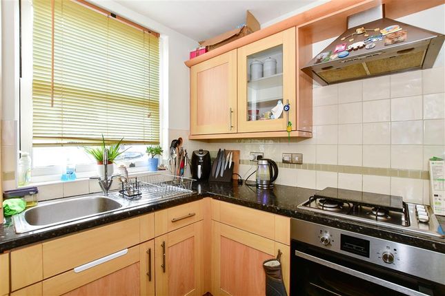 Town house for sale in Beresford Road, Whitstable, Kent