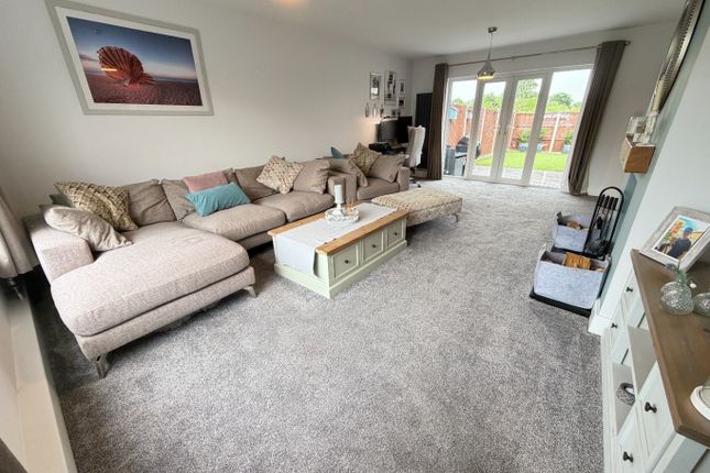 23, The Grove, Central Bedfordshire photo 4