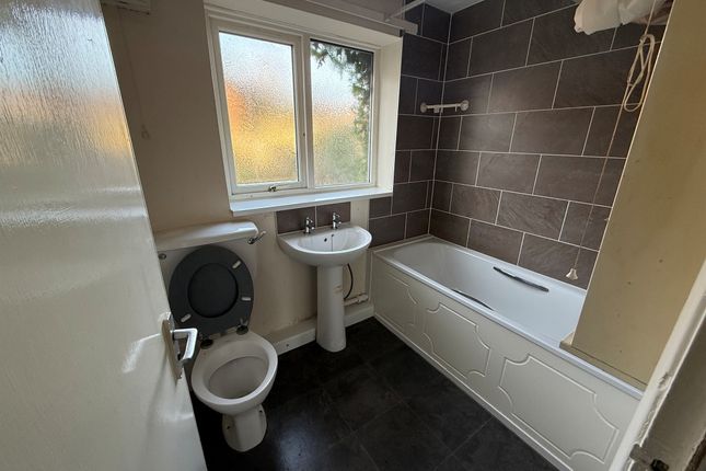 133, High Street, Alfreton photo 5