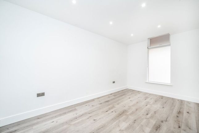 Flat 3, 6, Swan Street, Isleworth photo 4