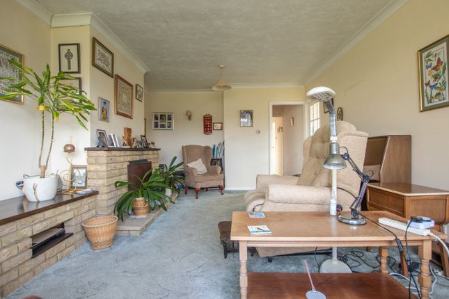 40 Grovelands, Ingoldisthorpe, Norfolk photo 3