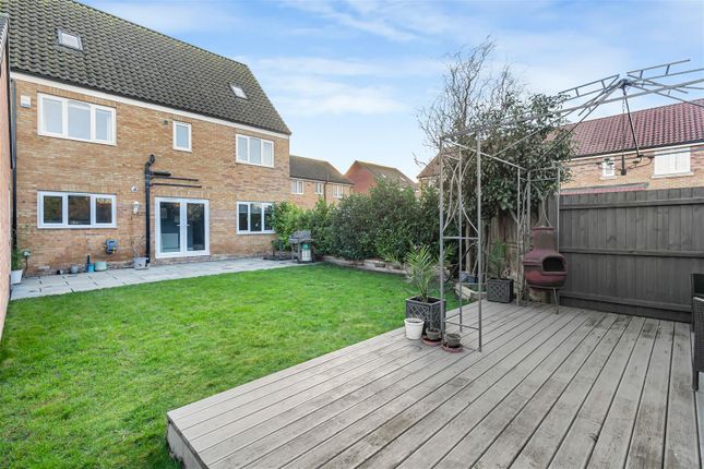 12, Mallard Way, Newmarket photo 3