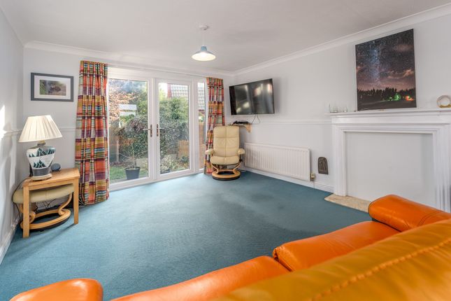 1 Sycamore Court, Morpeth photo 3