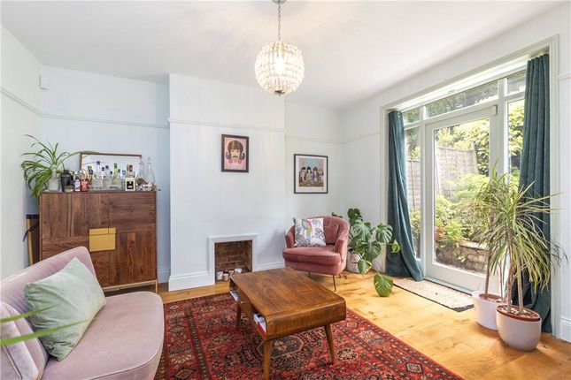 2, Hollin Drive, West Yorkshire photo 3