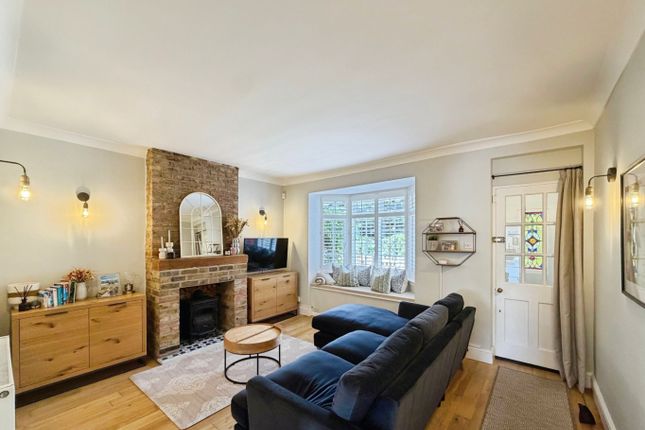 100, Hitcham Road, Buckinghamshire photo 4