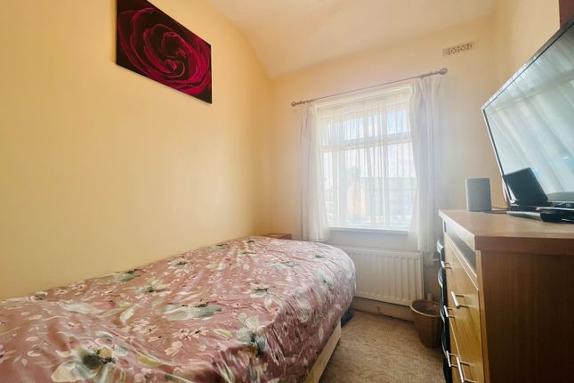 Terraced house for sale in Collingwood Road, Newport