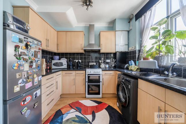 104, Basildon Road, Abbey Wood photo 4