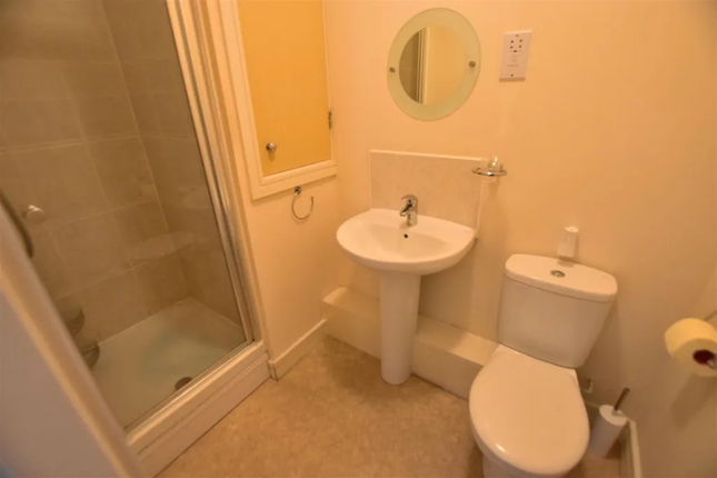 Flat for sale in Waverley Street, Oldham