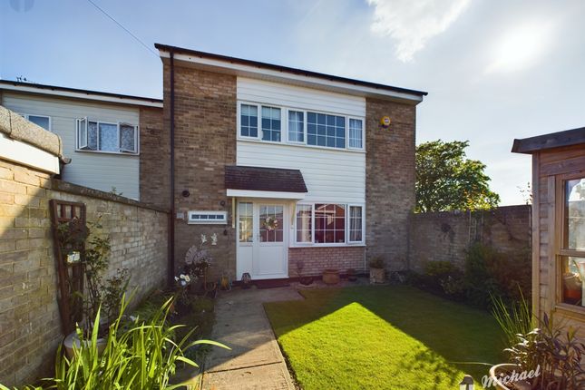 End terrace house for sale in Fairfax Crescent, Aylesbury