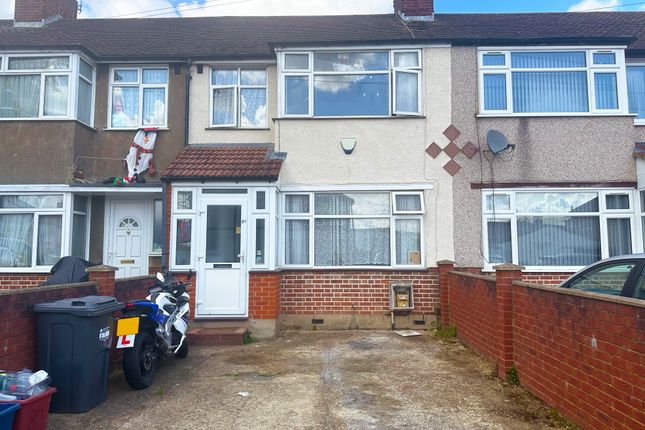 Thumbnail Terraced house for sale in Kingsbridge Road, Southall