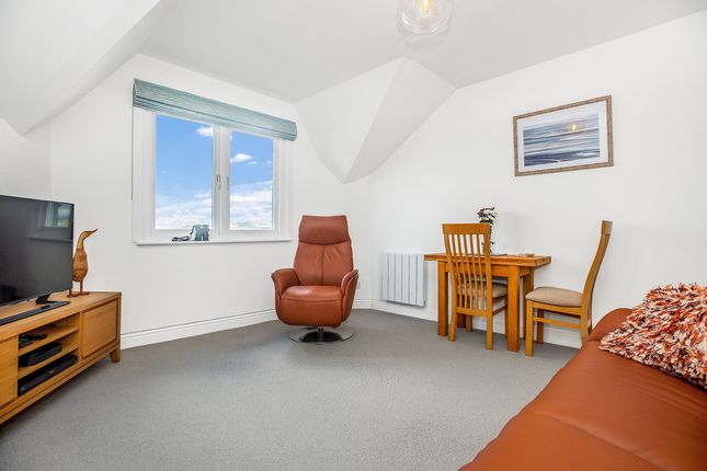 Flat 10, Inglewood Court, The Promenade, Arnside photo 4