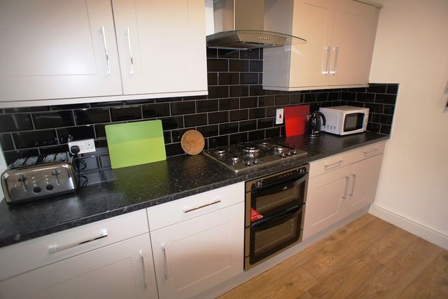 17, Colum Road, Cardiff photo 4