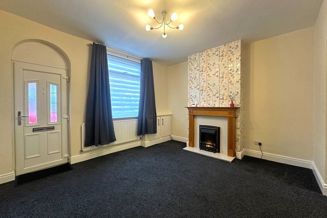 19, Woodshutts Street, Kidsgrove photo 2