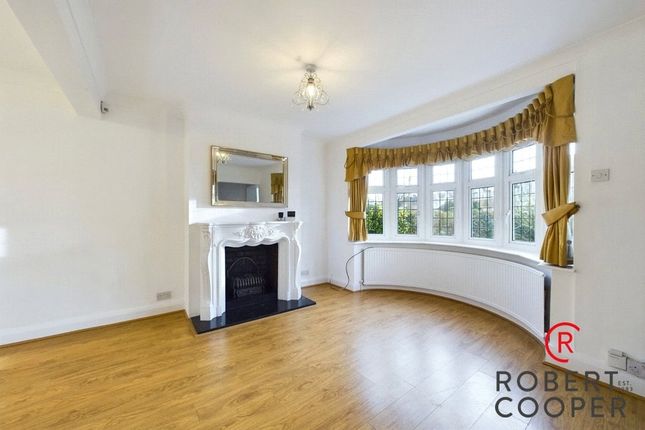 100, Dulverton, Ruislip photo 2