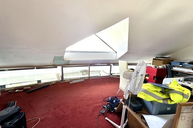 Open Plan Study