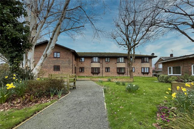 Flat for sale in Belloc Close, Pound Hill, Crawley, West Sussex