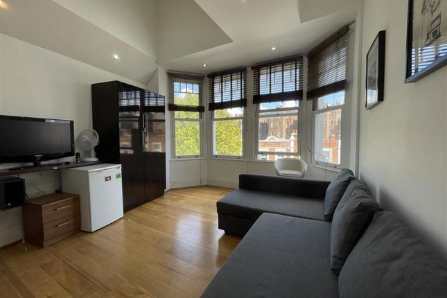 Thumbnail Studio to rent in Inglewood Mansions, West End Lane, West Hampstead, London
