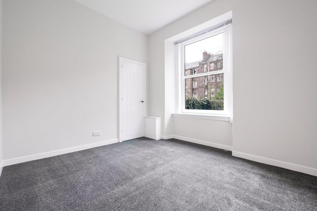Flat to rent in G/L, 14 Baxter Park Terrace, Dundee