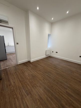708a, Lea Bridge Road, London photo 5