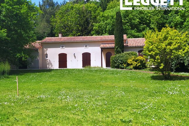 Thumbnail Villa for sale in Saint-Front-De-Pradoux, Dordogne, Nouvelle-Aquitaine