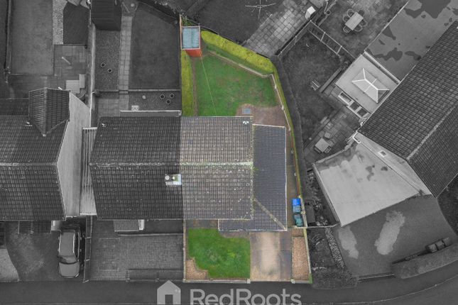 27 Belvoir Avenue, Barnburgh, South Yorkshire photo 2