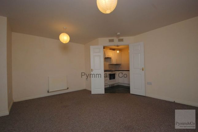 Flat 4 Robin Court, Queens Hill, Norwich photo 4