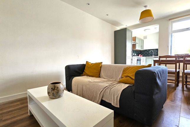 Thumbnail Flat for sale in Padfield Road, Camberwell, London