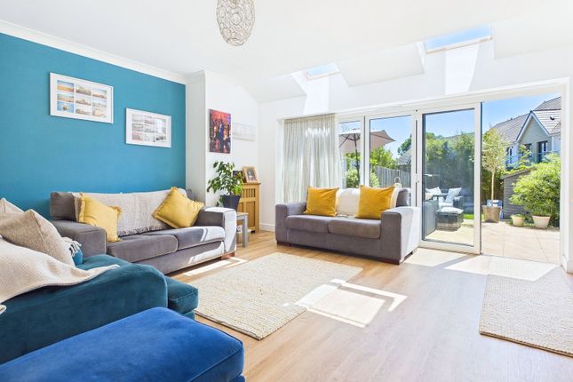 16, Gatton Park Lane, Brighton photo 2