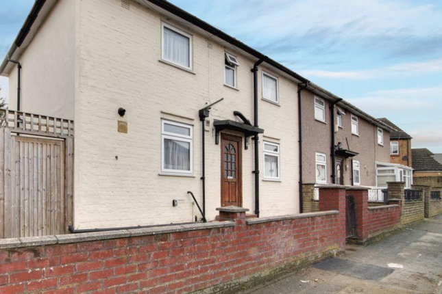 Thumbnail Terraced house to rent in Bingley Road, Greenford