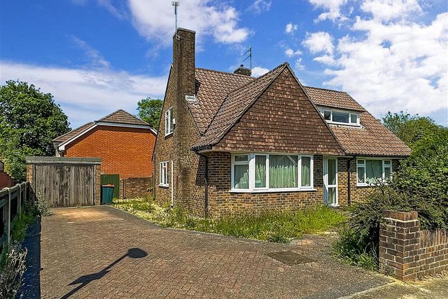 Thumbnail Detached house for sale in Perryfield Road, Crawley, West Sussex