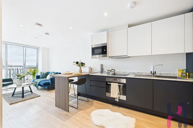1-bed flat on 1104 Affinity Living, Riverside Quay Street, Salford, £1,375/mo