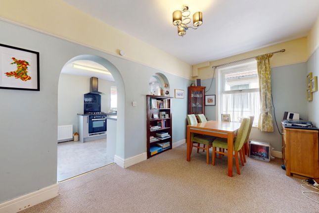 17, Heol Cattwg, Cardiff photo 3