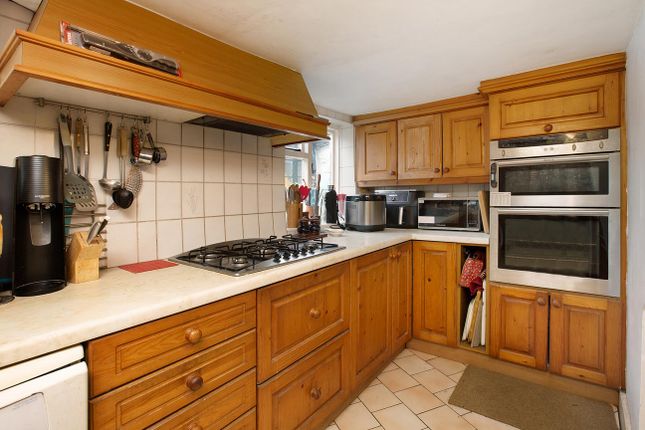 5, High Street, Kenton photo 4