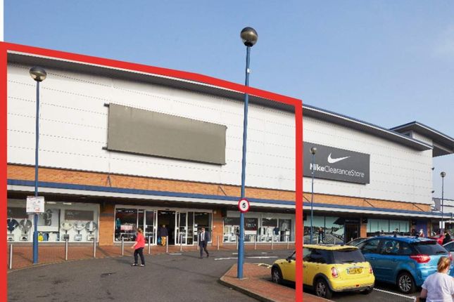 Thumbnail Retail premises to let in Unit 4, Astle Park, West Bromwich