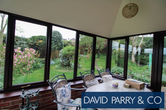 Modern Detached 4 Bed House, Knighton