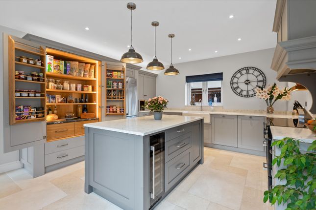 2, Palmers Leys, Warwick photo 2