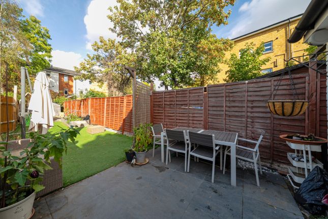 Elmfield Avenue, Mitcham photo 4
