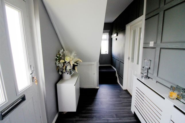130, Saltersgill Avenue, Middlesbrough photo 5