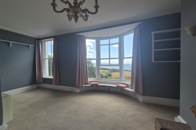 Flat 3, 5 Westcliffe Terrace, Seaton photo 4