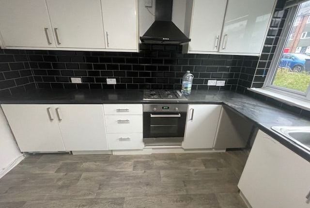 52 Brendon Avenue, Luton photo 4