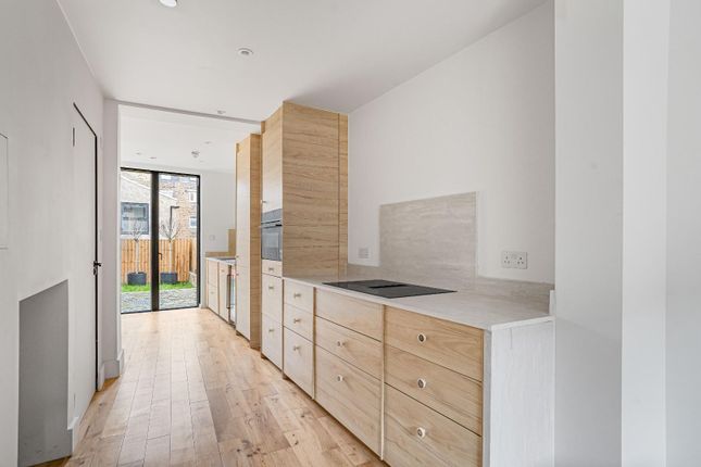 31A, Saltram Crescent, London photo 3